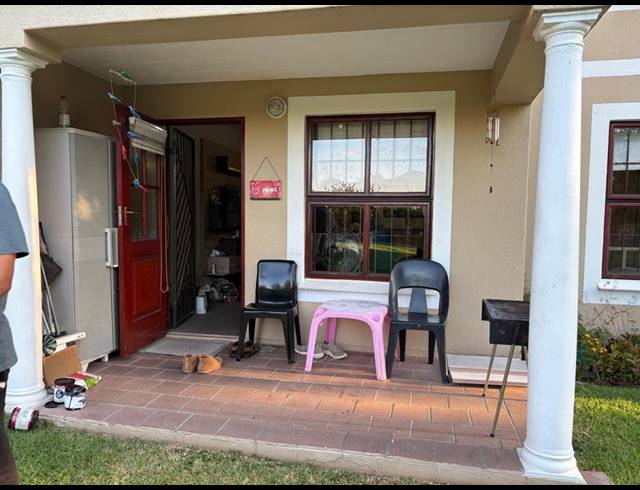 2 BEDROOM TOWNHOUSE FOR SALE IN ROBINDALE